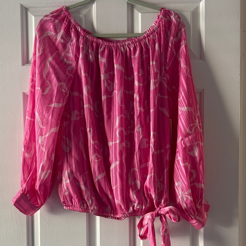 💕CeCe Pink Valentine’s Day Blouse with Tie Detail💕